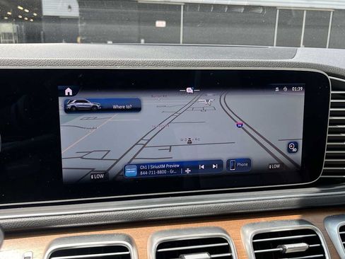 Used 2024 Mercedes-Benz GLE 350 4MATIC image 40