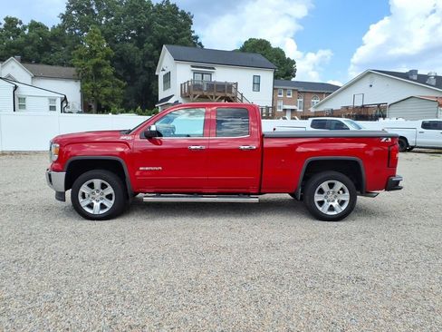 Used 2015 GMC Sierra 1500 SLE w/ SLE Value Package AWD/4WD image 4