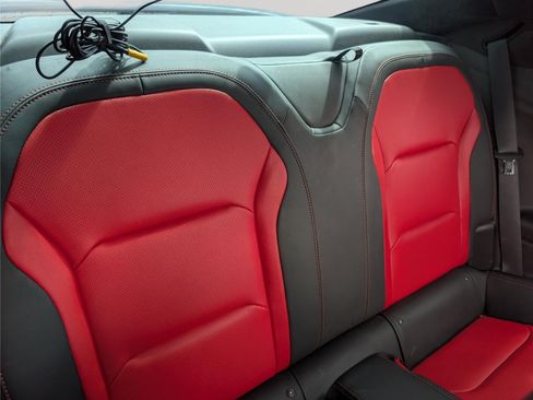 Used 2020 Chevrolet Camaro SS RWD image 12
