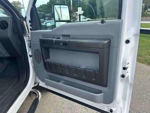 Used 2015 Ford F350 XL image 10