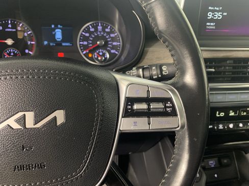 Used 2022 Kia Telluride EX w/ EX Premium Package FWD image 19