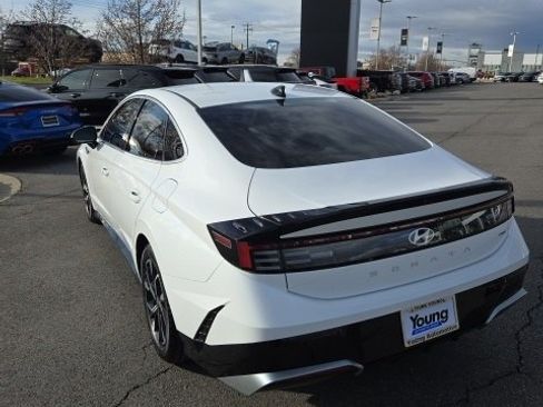 Used 2024 Hyundai Sonata SEL image 3