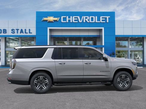 New 2026 Chevrolet Suburban Z71 w/ Comfort Package image 5