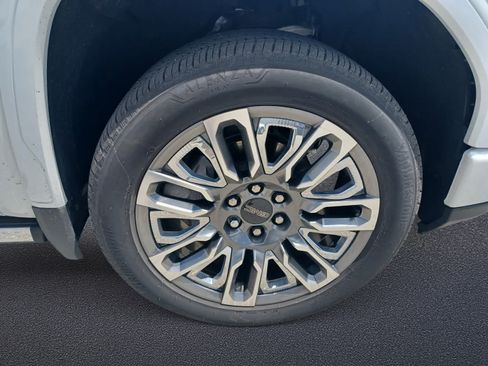 Used 2024 GMC Sierra 1500 Denali Ultimate AWD/4WD image 33