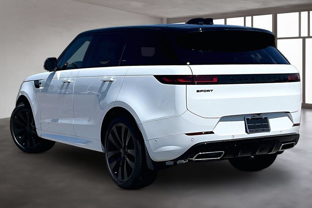 New 2026 Land Rover Range Rover Sport Dynamic SE AWD/4WD image 3