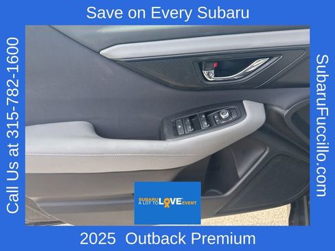Used 2025 Subaru Outback Premium AWD/4WD image 12
