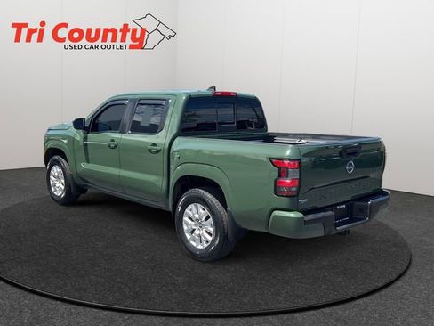 Used 2022 Nissan Frontier SV AWD/4WD image 6