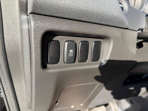 Used 2017 Mitsubishi Outlander Sport LE FWD image 25