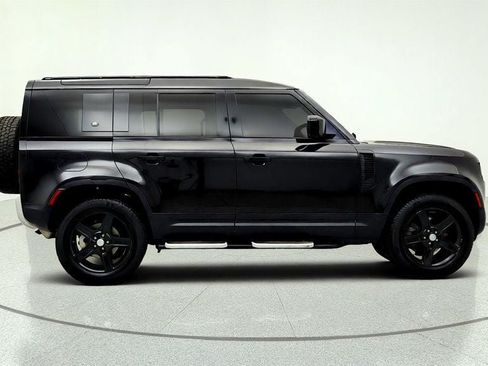 Used 2020 Land Rover Defender 110 SE AWD/4WD image 4