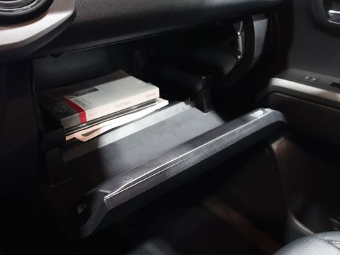 Used 2023 Toyota Tacoma TRD Sport image 34