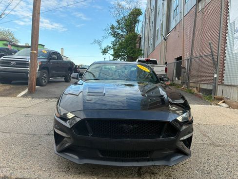 Used 2019 Ford Mustang GT Premium w/ Black Accent Package RWD image 2