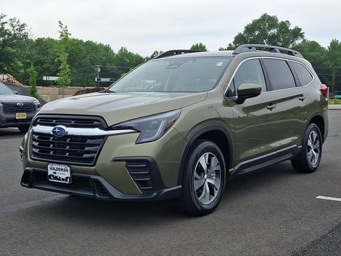 Certified 2025 Subaru Ascent Premium AWD/4WD image 3