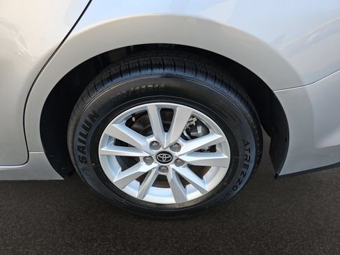 Used 2025 Toyota Camry LE FWD image 46