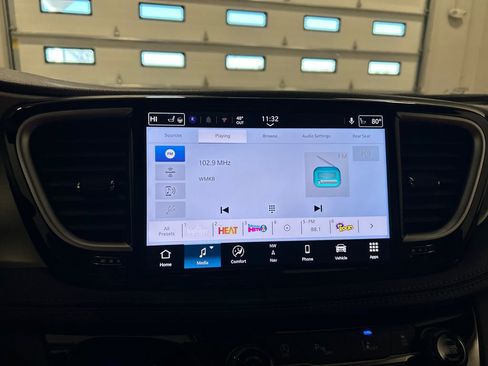 New 2026 Chrysler Pacifica Pinnacle image 22