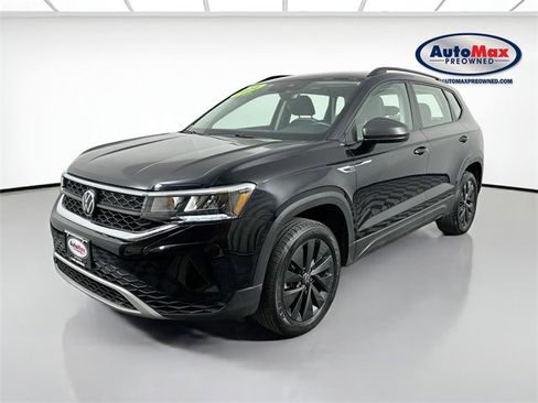 Used 2024 Volkswagen Taos S image 4