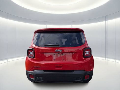 Used 2021 Jeep Renegade Sport FWD image 4