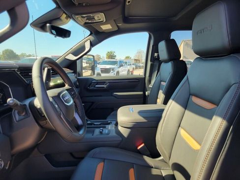 New 2026 GMC Sierra 2500 AT4 w/ AT4 Premium Plus Package image 11