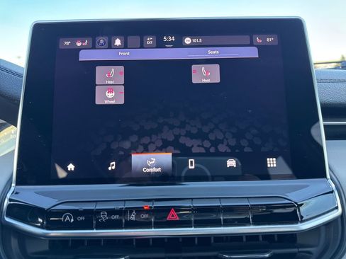 Certified 2023 Jeep Compass Limited image 25