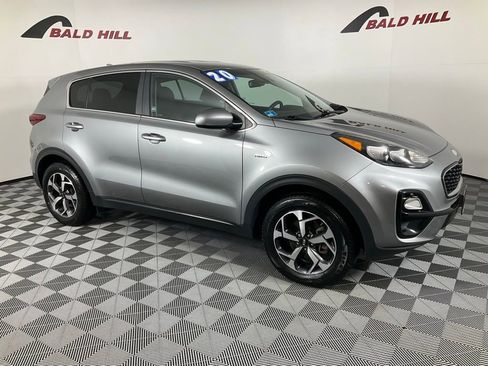 Used 2020 Kia Sportage LX image 1