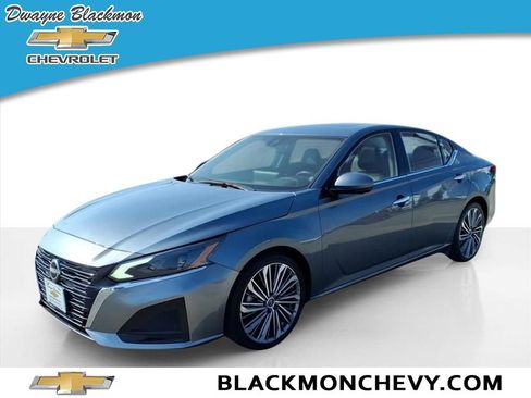 Used 2023 Nissan Altima 2.5 SL image 7