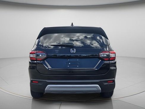 Used 2024 Honda Pilot EX-L image 6