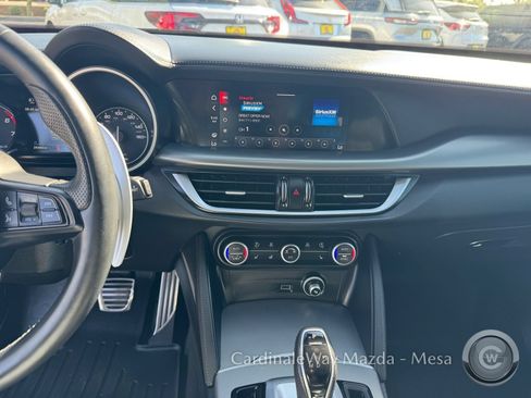 Used 2023 Alfa Romeo Stelvio Veloce AWD/4WD image 22