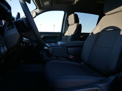 New 2026 Chevrolet Silverado 2500 LT w/ All Star Edition AWD/4WD image 3