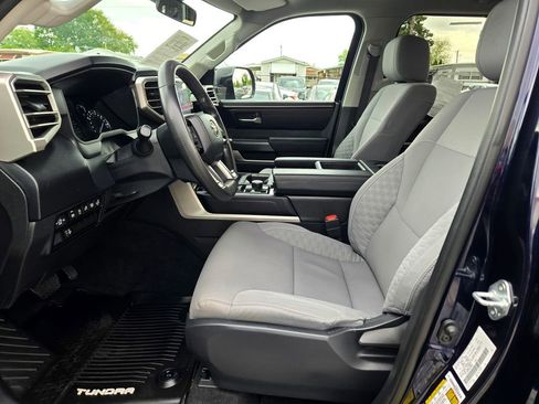 Used 2023 Toyota Tundra SR5 w/ SR5 Convenience Package AWD/4WD image 27
