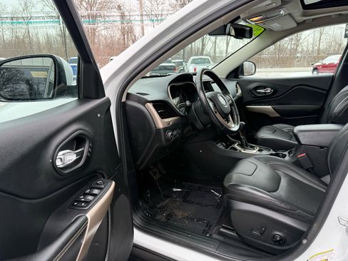 Used 2018 Jeep Cherokee High Altitude w/ Luxury Group image 15