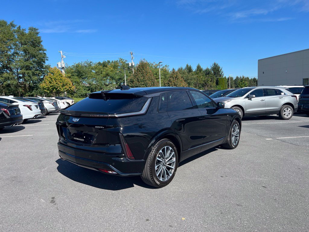 Certified 2024 Cadillac Lyriq Sport AWD/4WD image 4