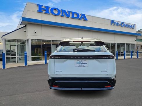 Used 2024 Nissan Ariya FWD image 5