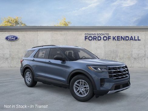 New 2026 Ford Explorer Active RWD image 7