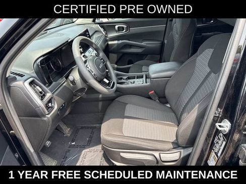 Used 2023 Kia Sorento LX FWD image 14