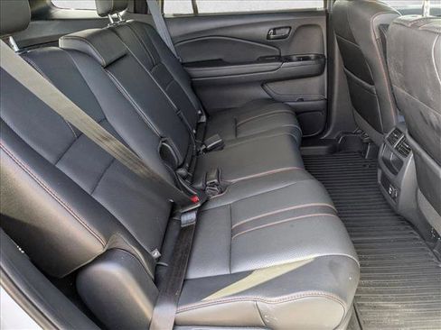 Used 2023 Honda Passport TrailSport image 19
