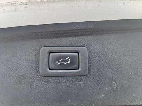 Used 2015 Subaru Outback 3.6R Limited AWD/4WD image 12