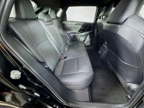 Used 2023 Subaru Solterra AWD image 34