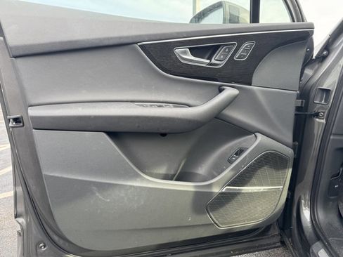 Used 2022 Audi Q7 Premium Plus w/ Premium Plus Package image 10