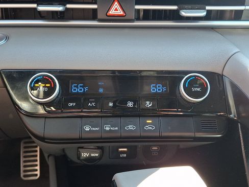 Certified 2025 Hyundai Elantra Sport FWD image 15