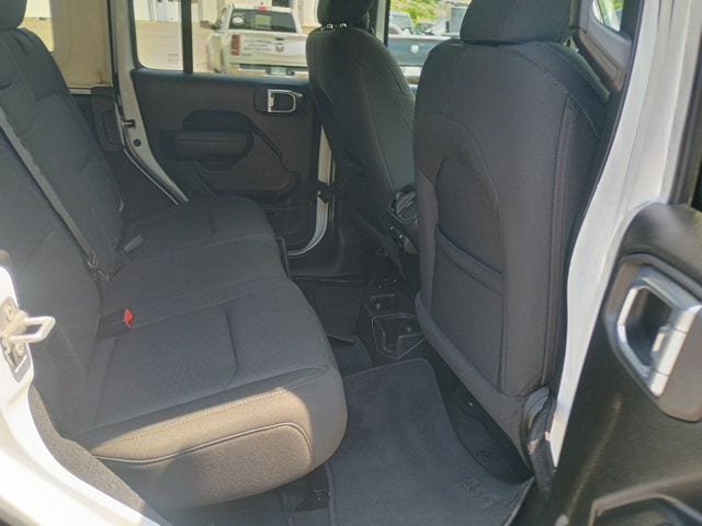 Used 2022 Jeep Wrangler Unlimited Sport AWD/4WD image 18