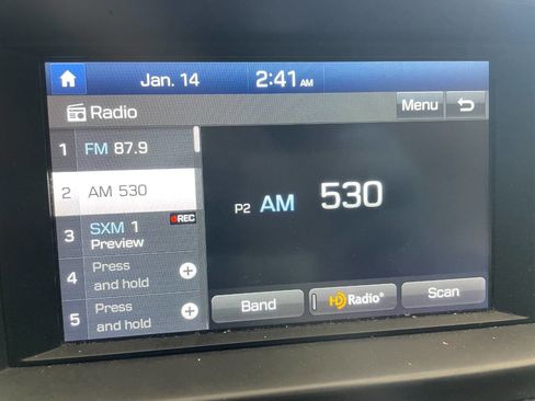 Used 2020 Hyundai Elantra SEL image 32