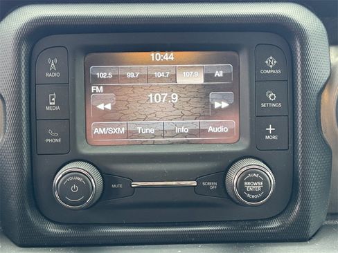 Certified 2019 Jeep Wrangler Sport image 18