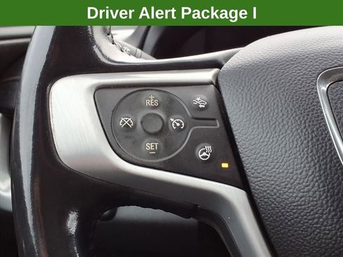 Used 2020 GMC Terrain SLT w/ Preferred Package image 16