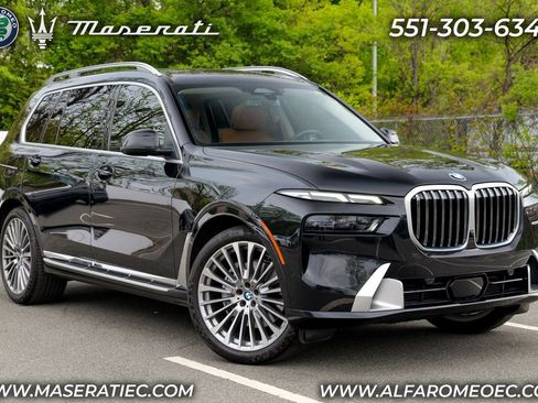 Used 2024 BMW X7 xDrive40i w/ Executive Package AWD/4WD image 1