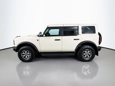Used 2025 Ford Bronco Badlands AWD/4WD image 4