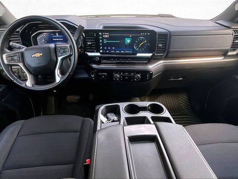 Used 2024 Chevrolet Silverado 3500 LT image 5