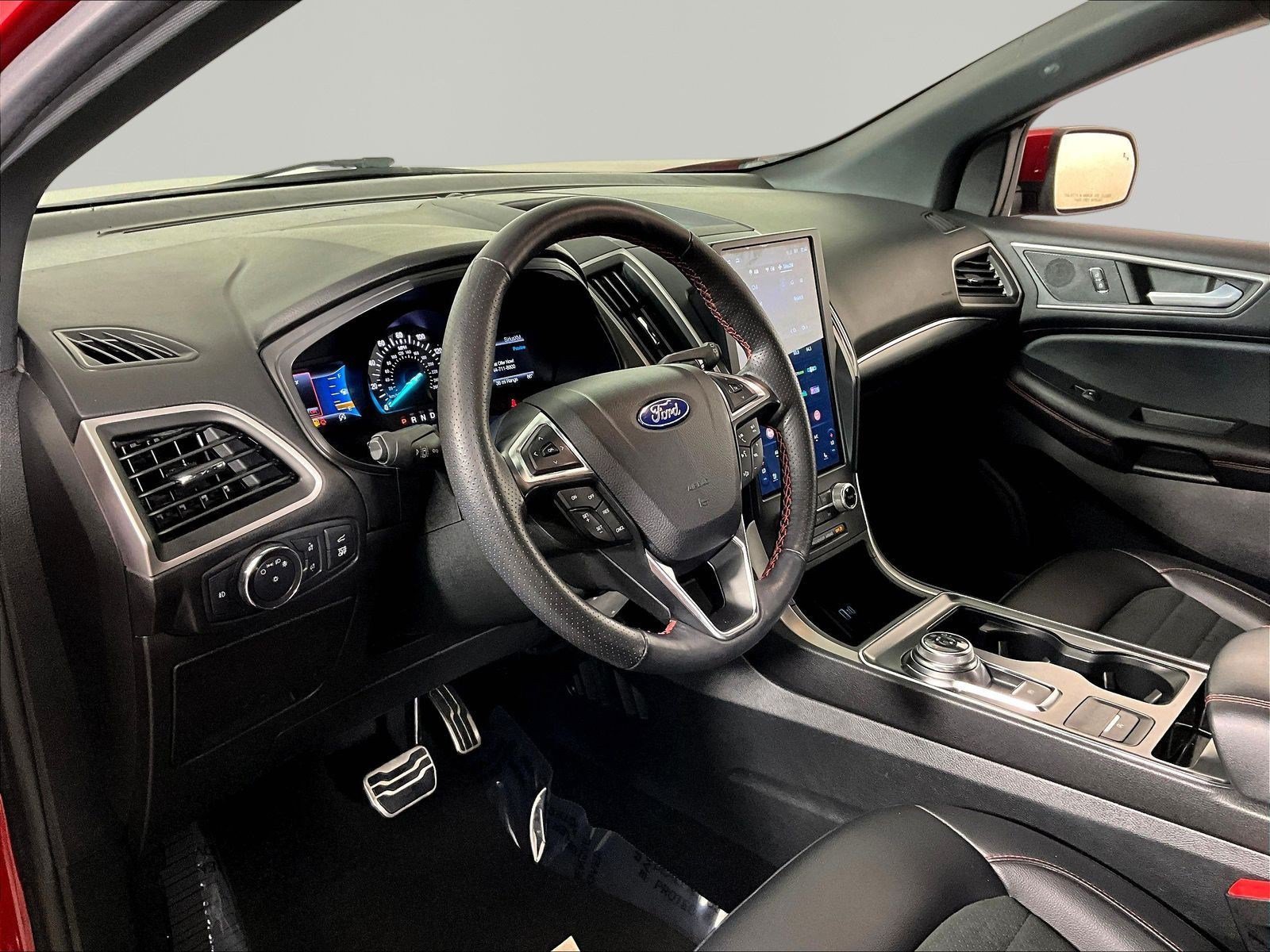 Used 2022 Ford Edge ST-Line AWD/4WD image 17
