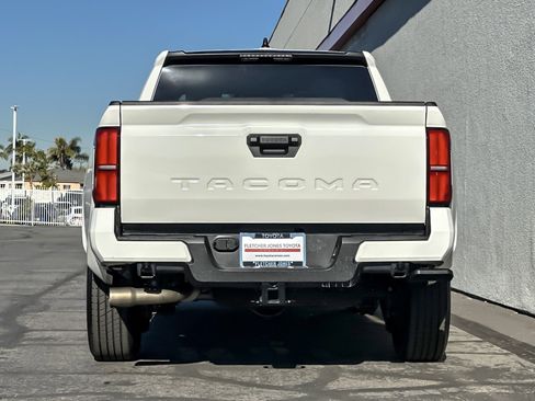 Certified 2025 Toyota Tacoma SR5 image 4