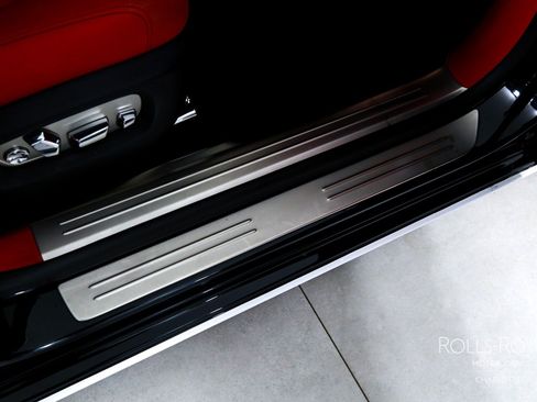 Used 2019 Rolls-Royce Ghost RWD image 30