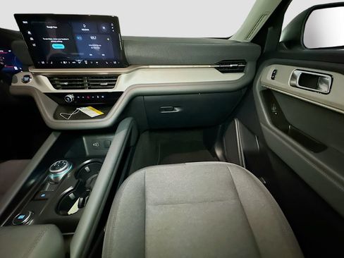 New 2026 Ford Explorer Active AWD/4WD image 27