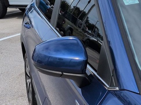 Used 2022 Volkswagen Taos SE w/ IQ.Drive SE Package FWD image 12